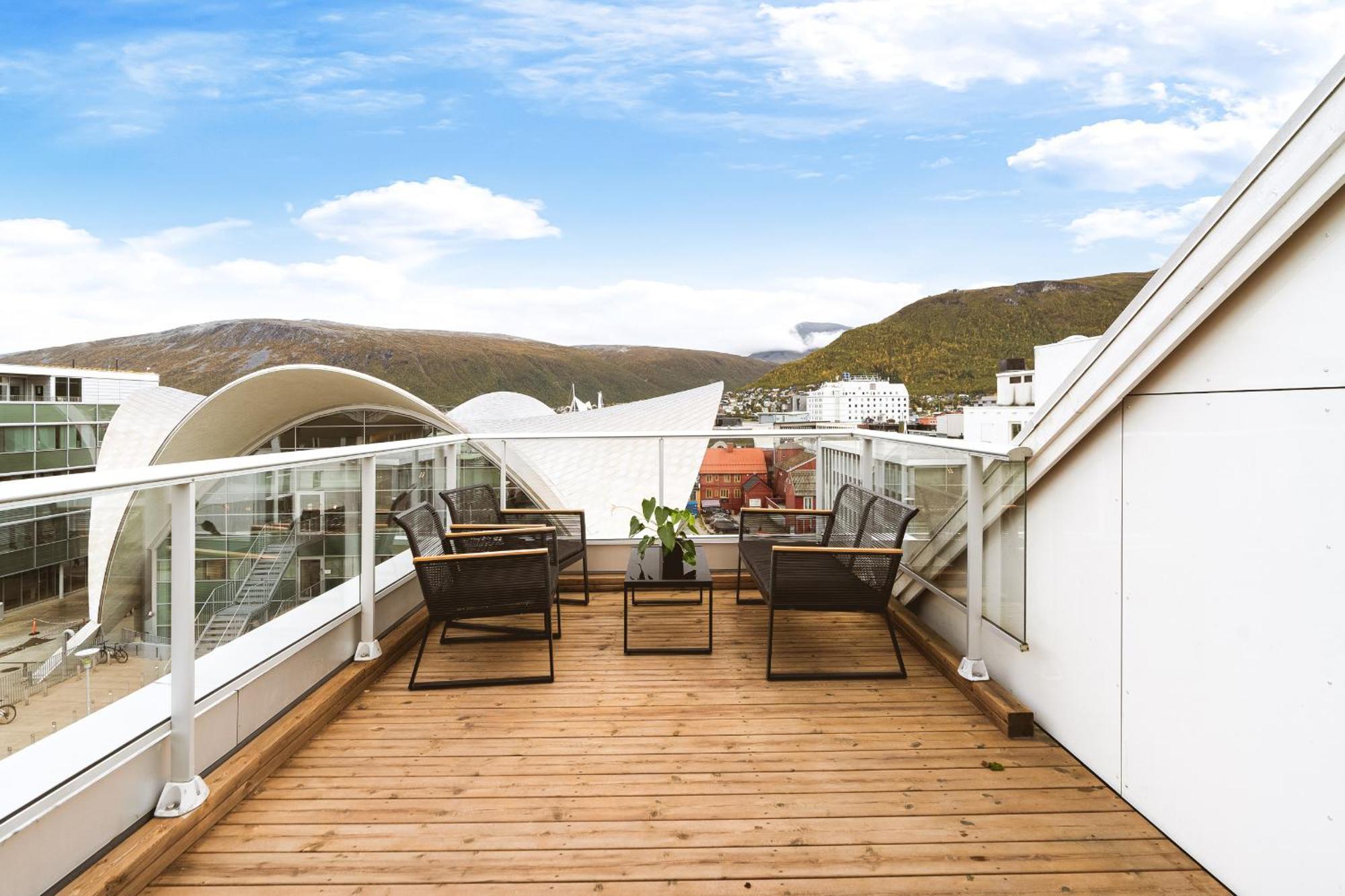 The View Appartement Tromsø Buitenkant foto